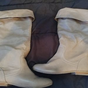 American Eagle Tan Boots
